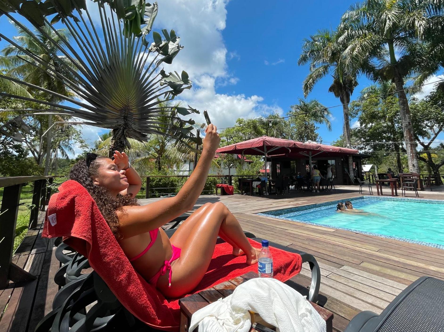 Plantage Resort Frederiksdorp 帕拉马里博 外观 照片