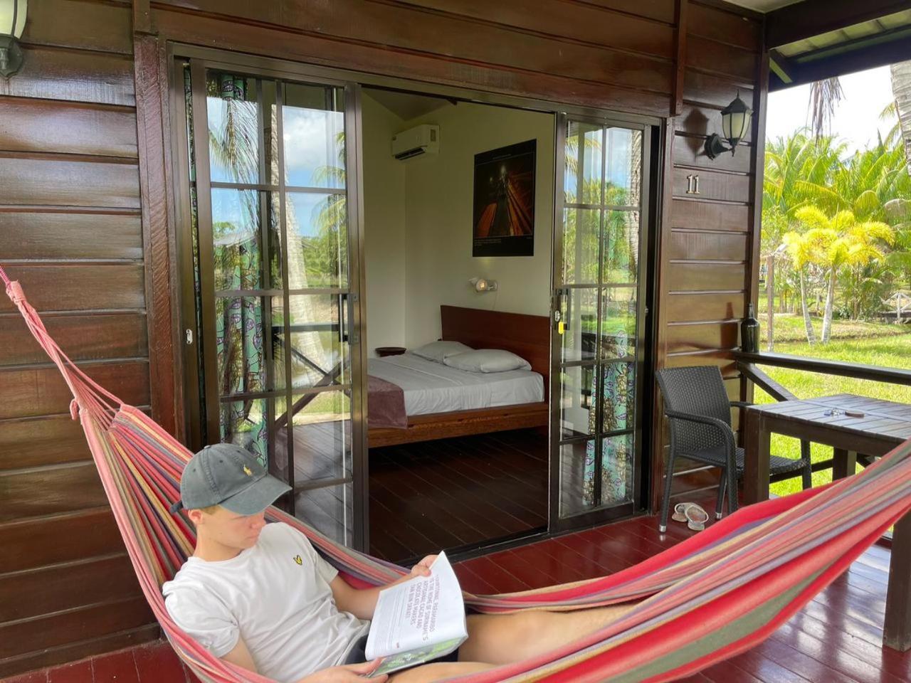 Plantage Resort Frederiksdorp 帕拉马里博 外观 照片
