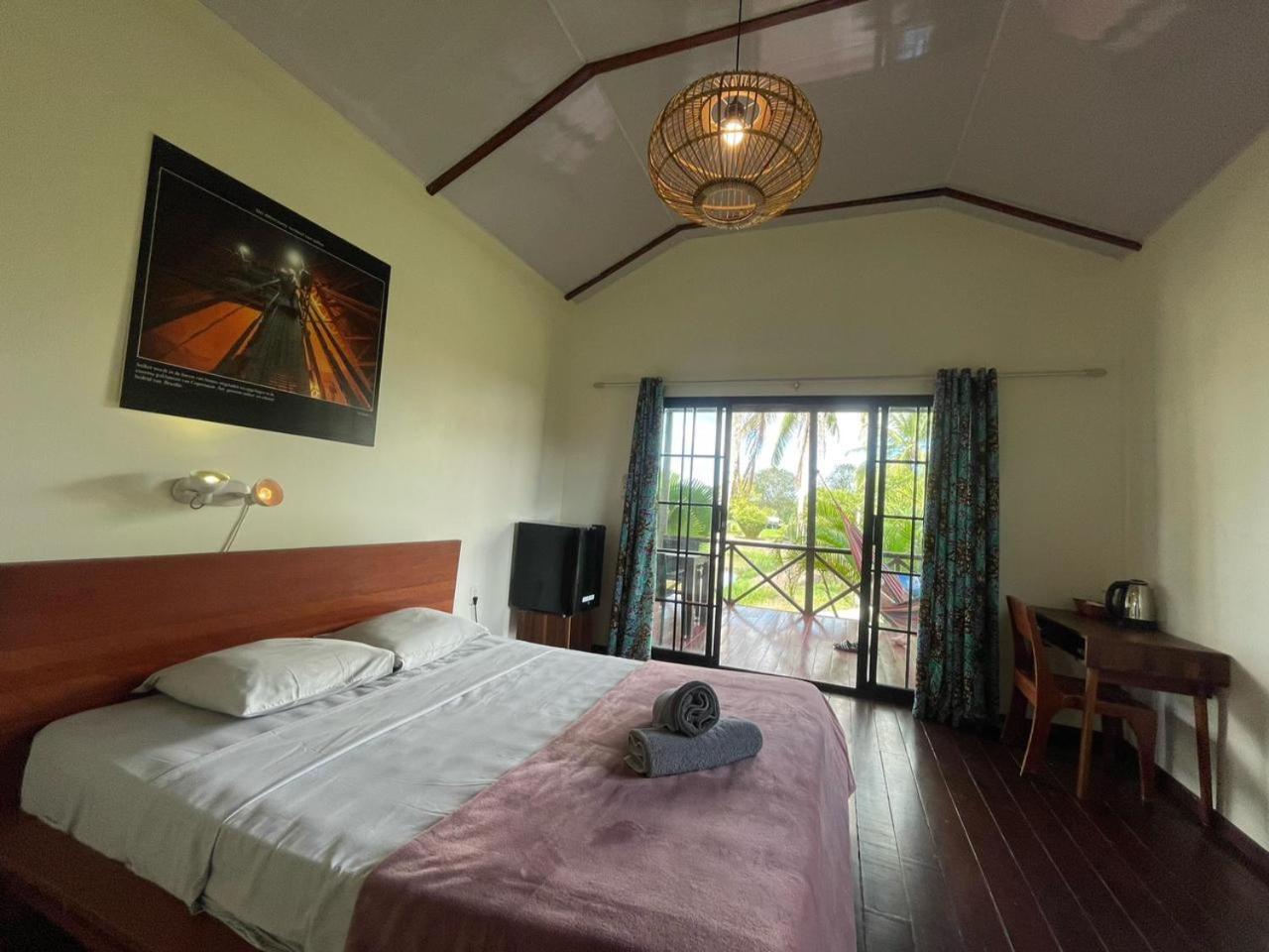 Plantage Resort Frederiksdorp 帕拉马里博 外观 照片