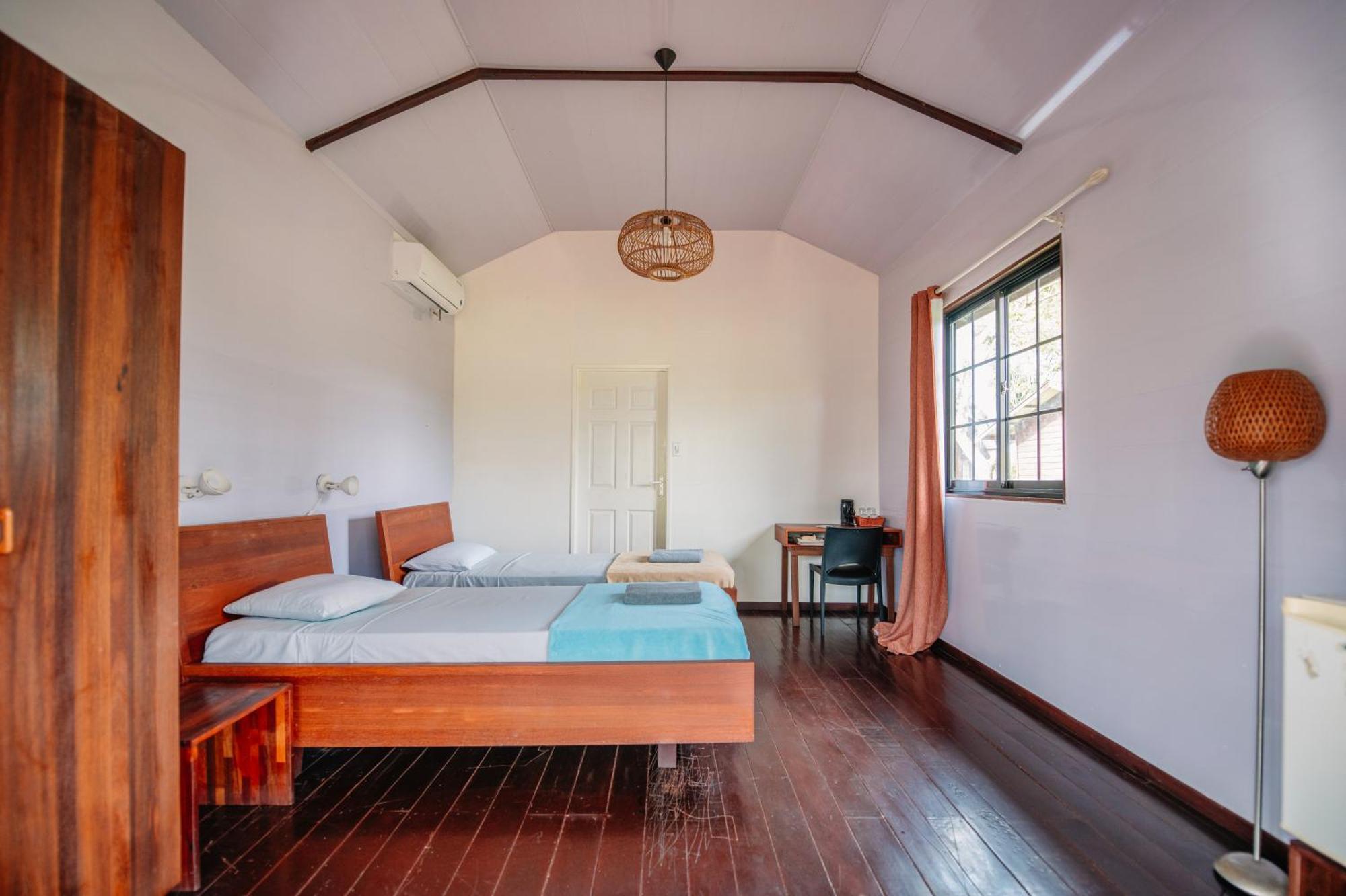 Plantage Resort Frederiksdorp 帕拉马里博 外观 照片